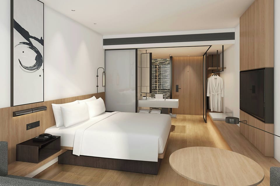 Standard Room, 1 King Bed, City View