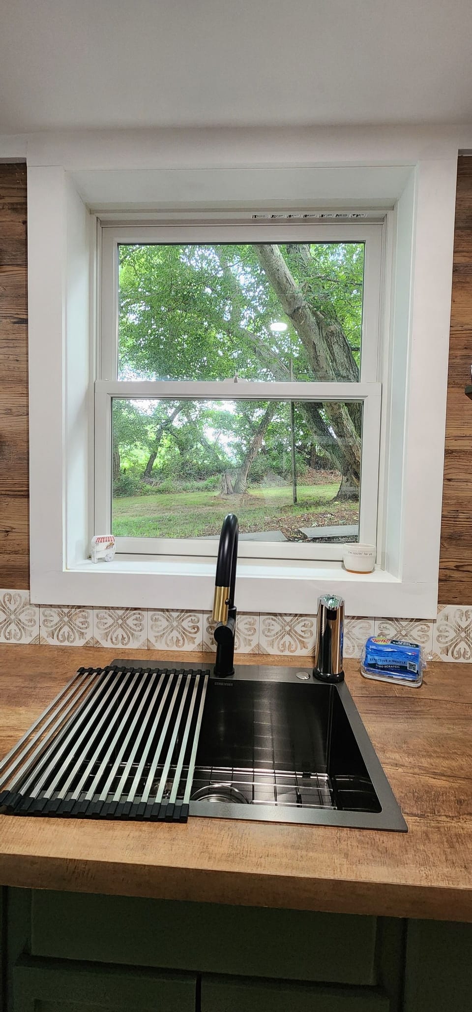 Private Window, keep a lookout for deer, turkeys & fox. 