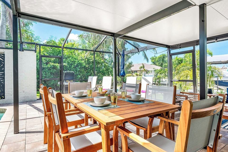 Outdoor Space for Al Fresco Dining