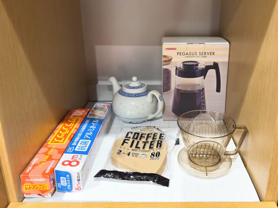 Apartment, 3 Bedrooms, Non Smoking | Private kitchen | Electric kettle