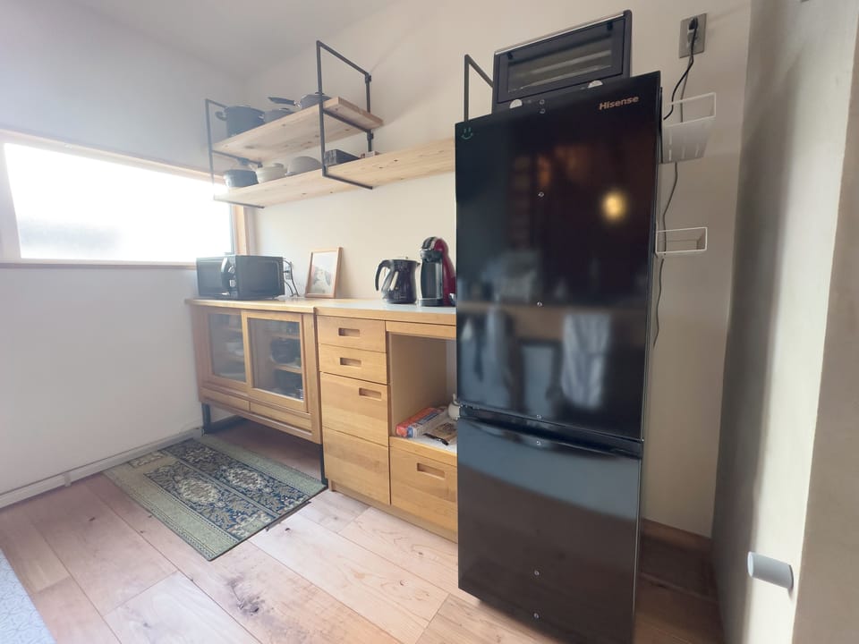 Apartment, 3 Bedrooms, Non Smoking | Private kitchen | Electric kettle