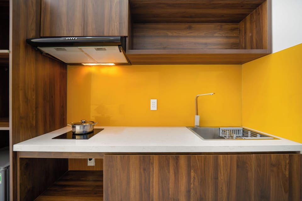 Family Room, Garden View | Private kitchen