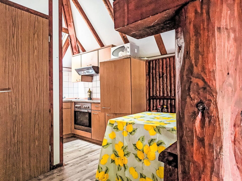 Interior Design, Ceiling, Apartment, Flooring, Furniture, Floor, Room, Lighting, Home, Couch