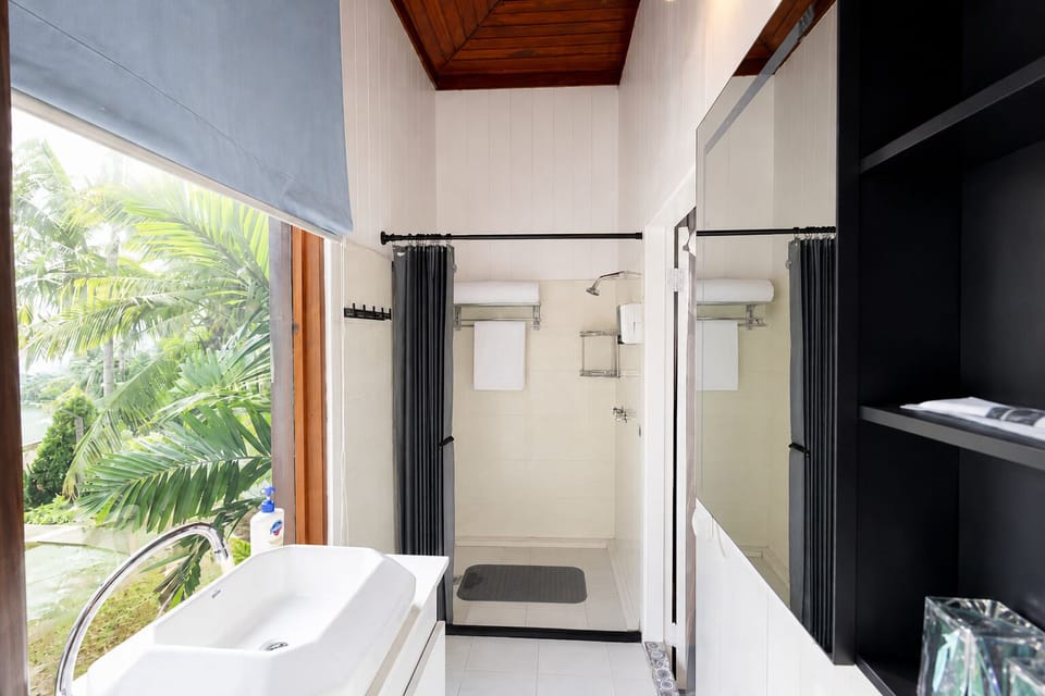 Room, Terrace | Free WiFi, bed sheets