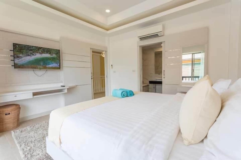 Villa, Balcony | Free WiFi