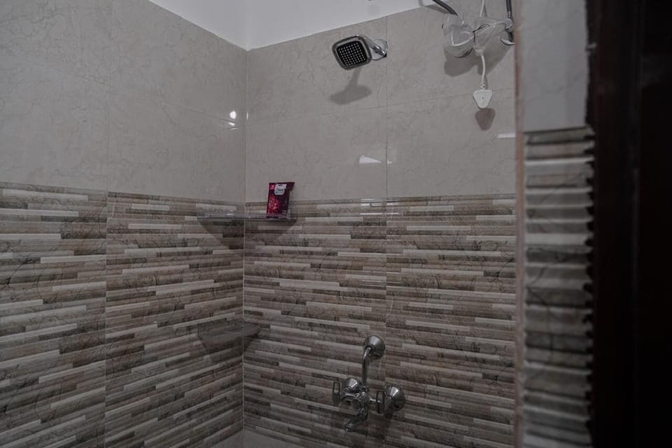Deluxe Double Room | Desk, laptop workspace, free WiFi