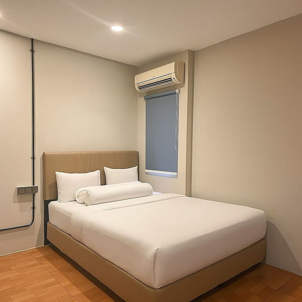 Deluxe Double Room, 1 Queen Bed | Desk, free WiFi
