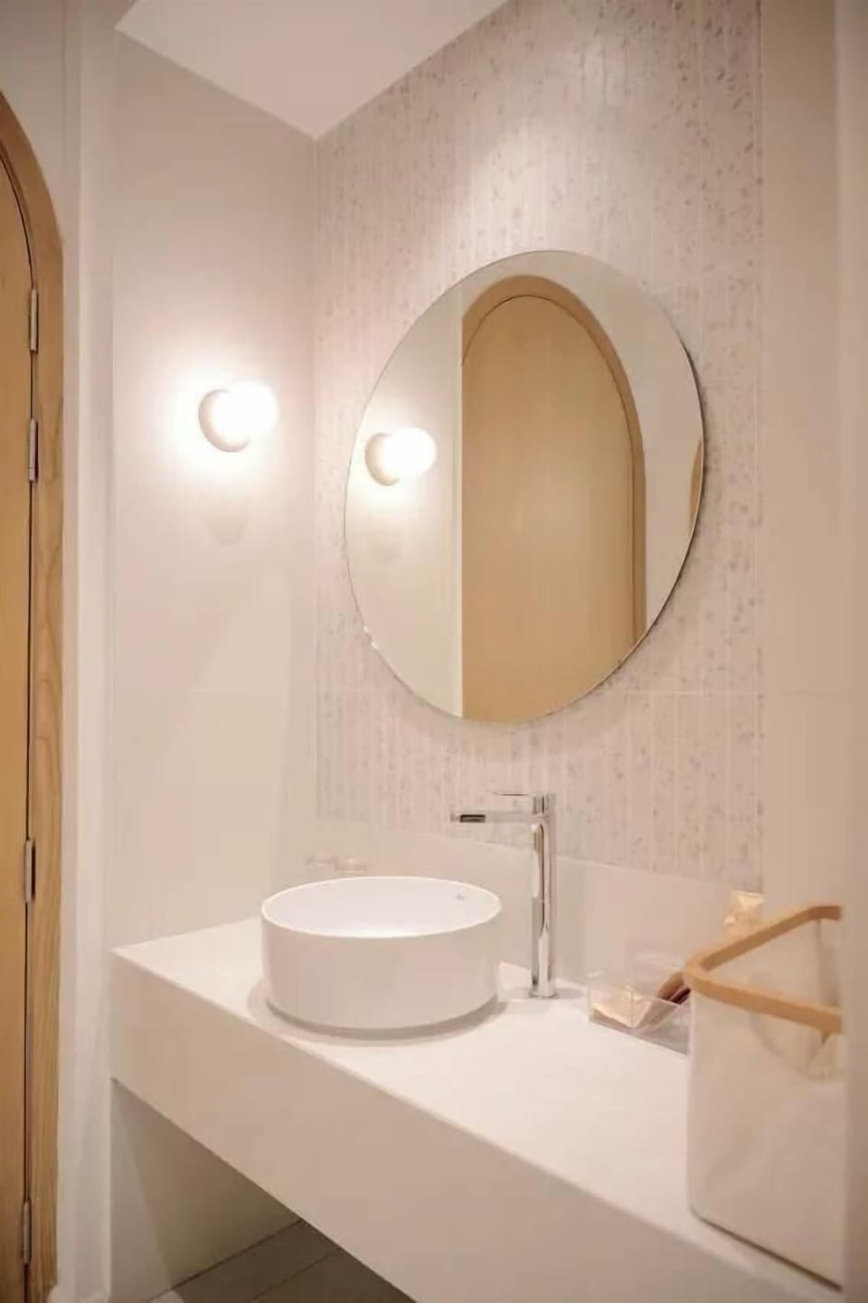 Double Room 24m. (F3) | In-room safe, blackout drapes, free WiFi