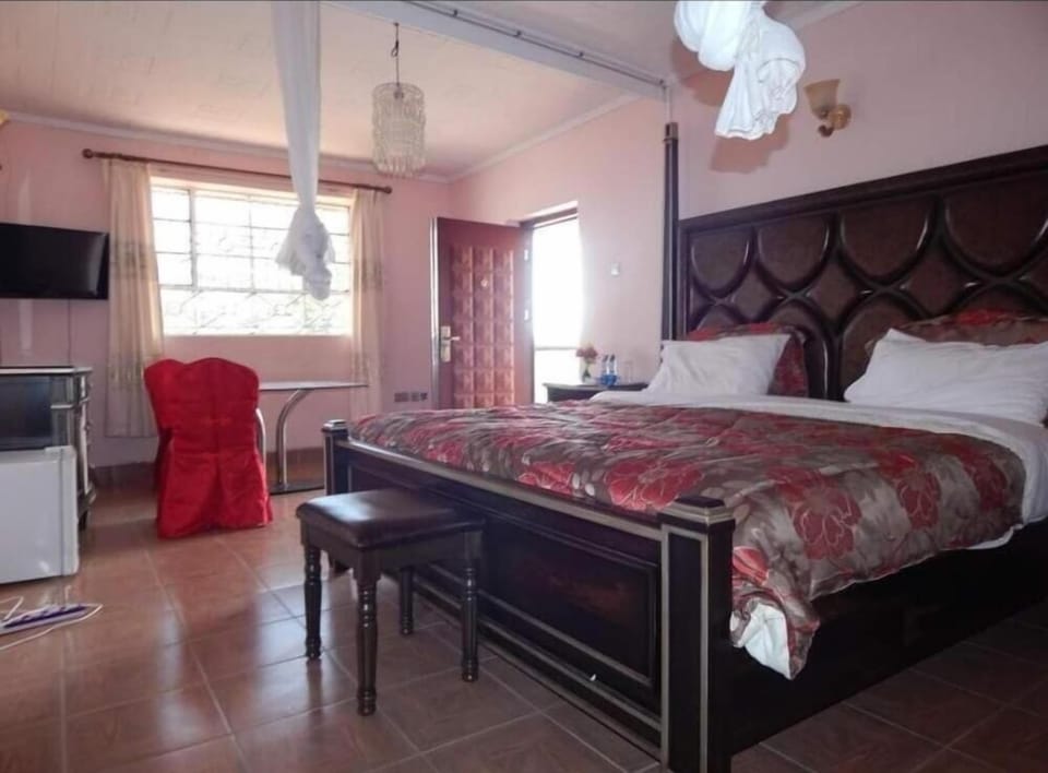 Deluxe Double Room, Pool View | Free WiFi, bed sheets