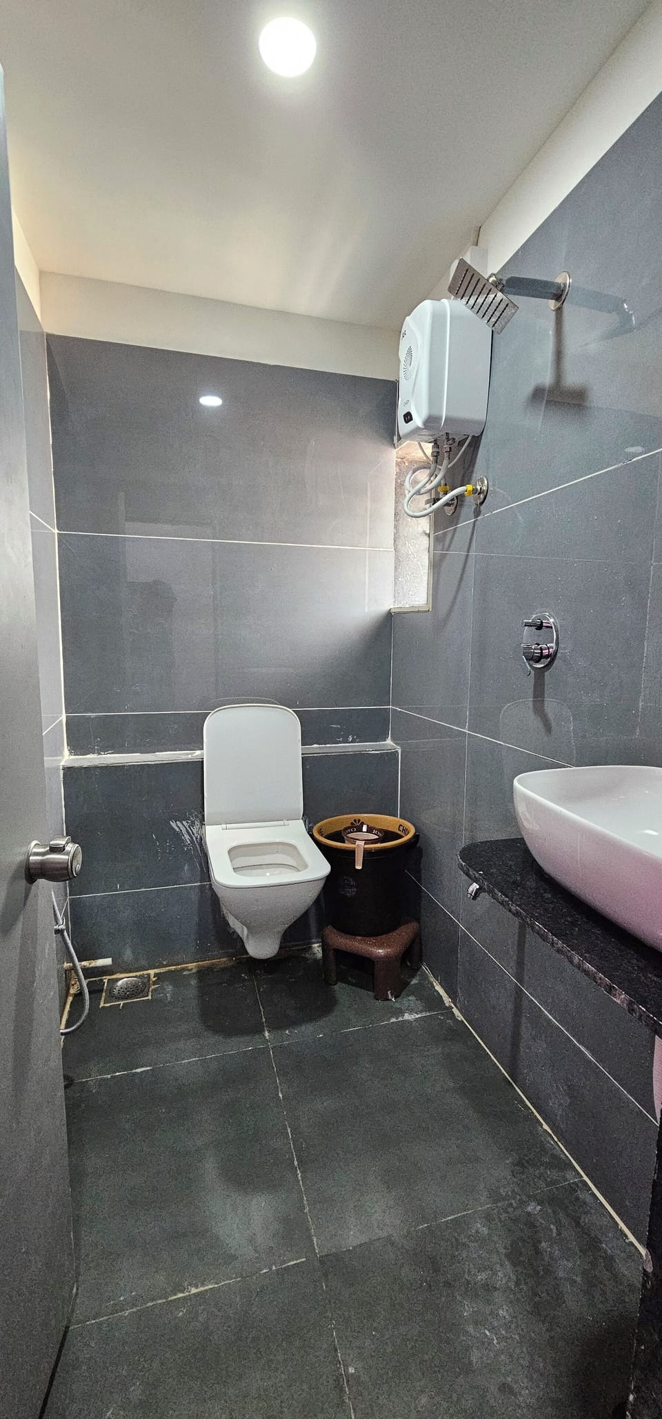 Deluxe Room, City View | Bathroom