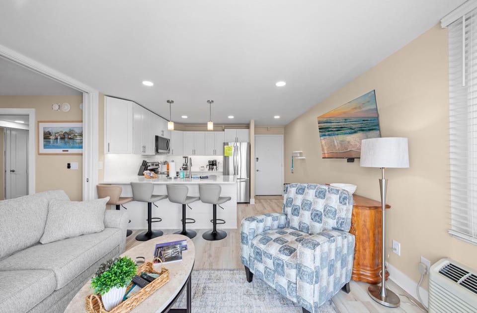 House | 1 bedroom, desk