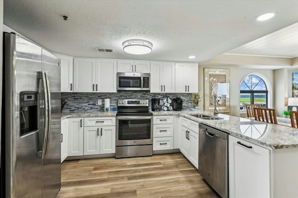 A chefs dream kitchen, fully stocked and loaded.