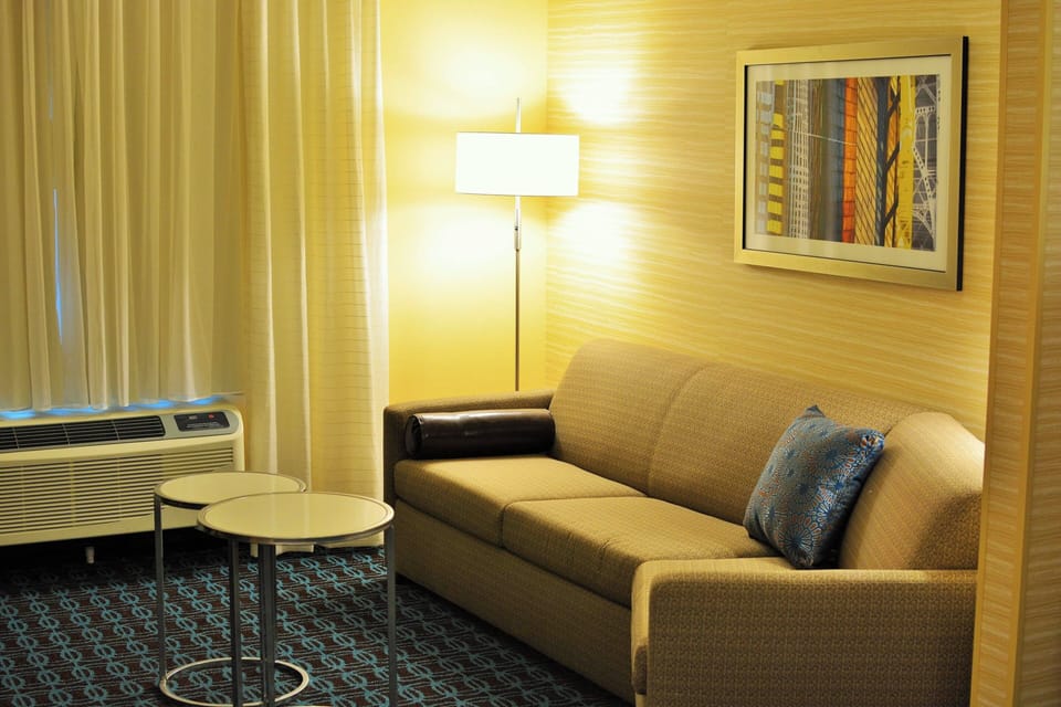 43-inch LCD TV with cable channels, TV