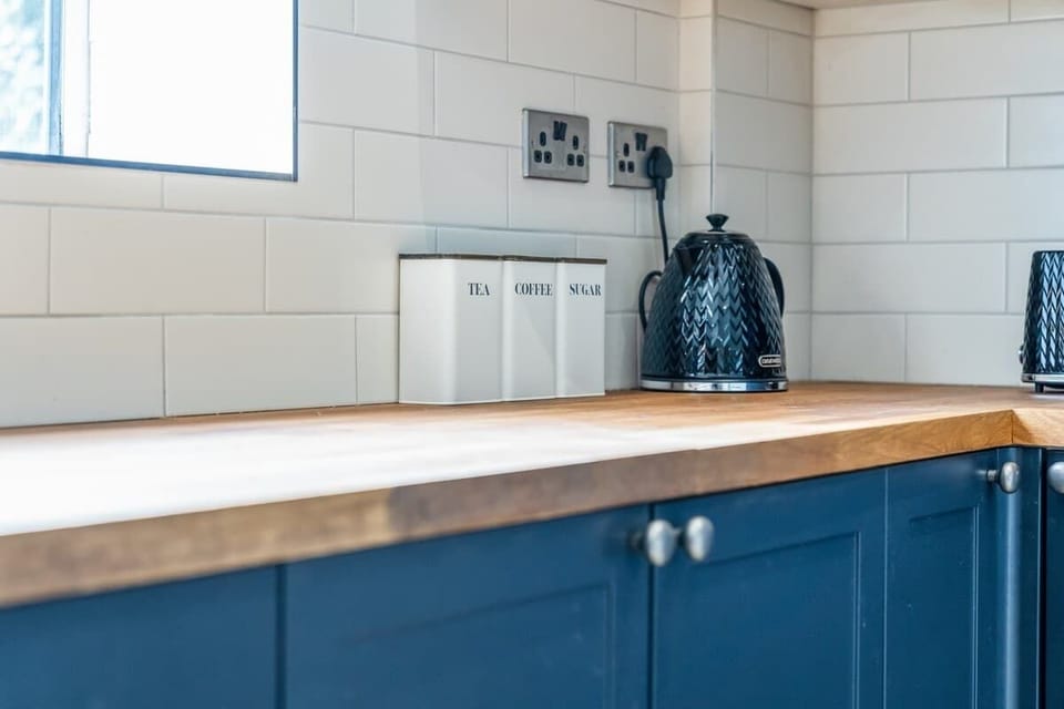 Where functionality meets elegance — perfect for every dish. The heart of the home, with space for every flavor