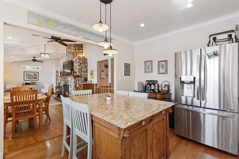 Beautiful and fully stocked kitchen with large island