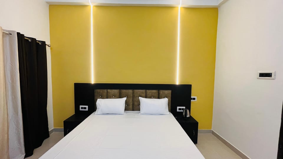 Deluxe Room, Garden View | Free WiFi