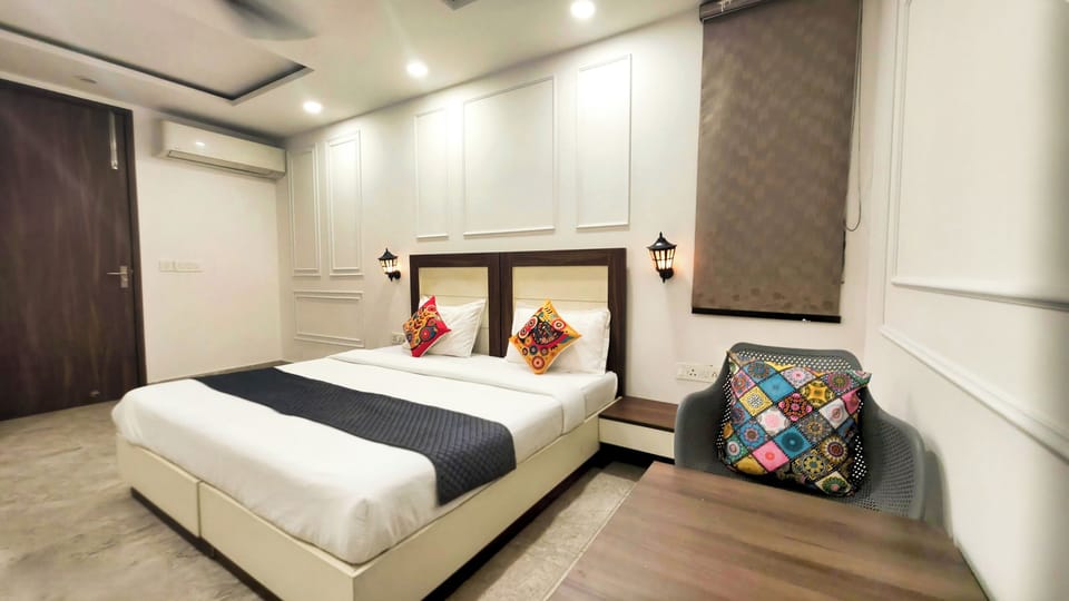 Superior Double Room | Desk, laptop workspace, free WiFi, bed sheets