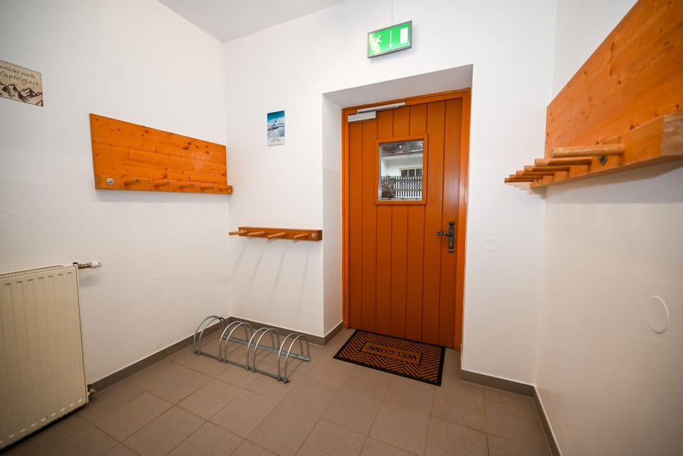 House | 1 bedroom