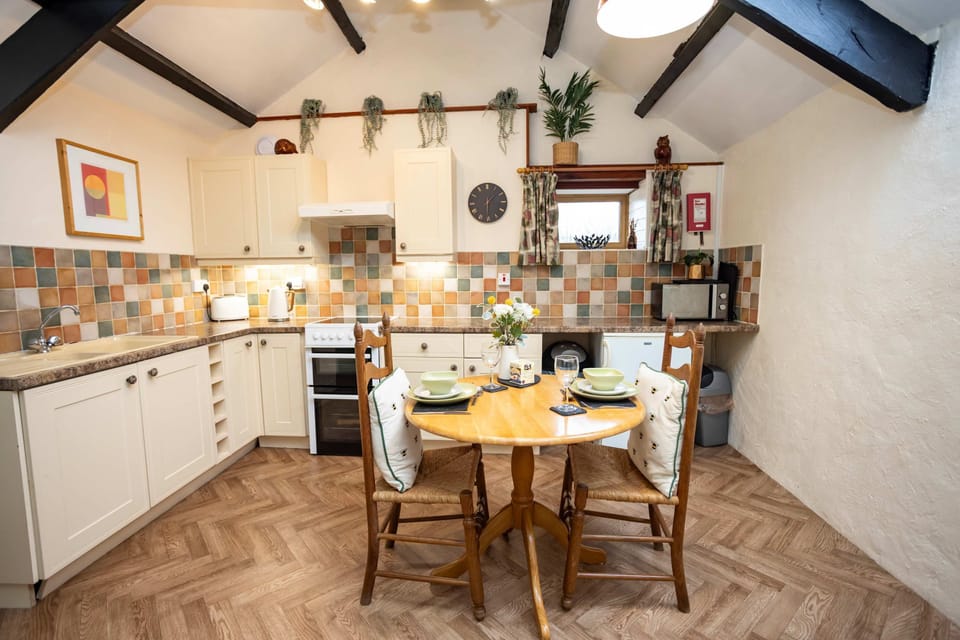 House | 6 bedrooms, Internet