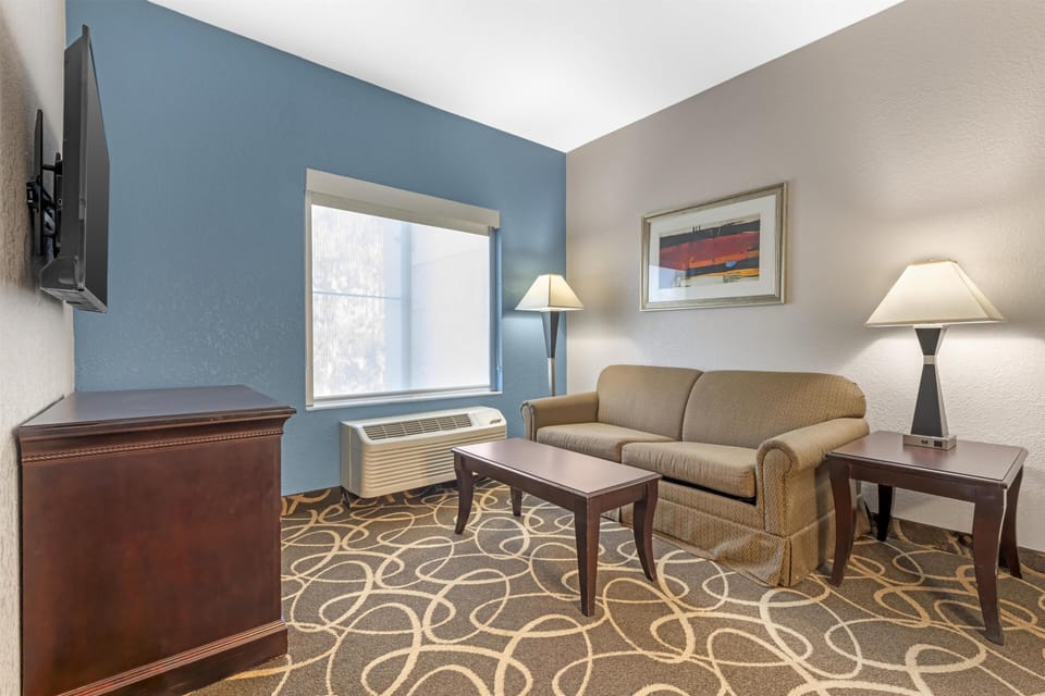 Best Western Plus Eau Claire Conference Center Hotel in Eau Claire