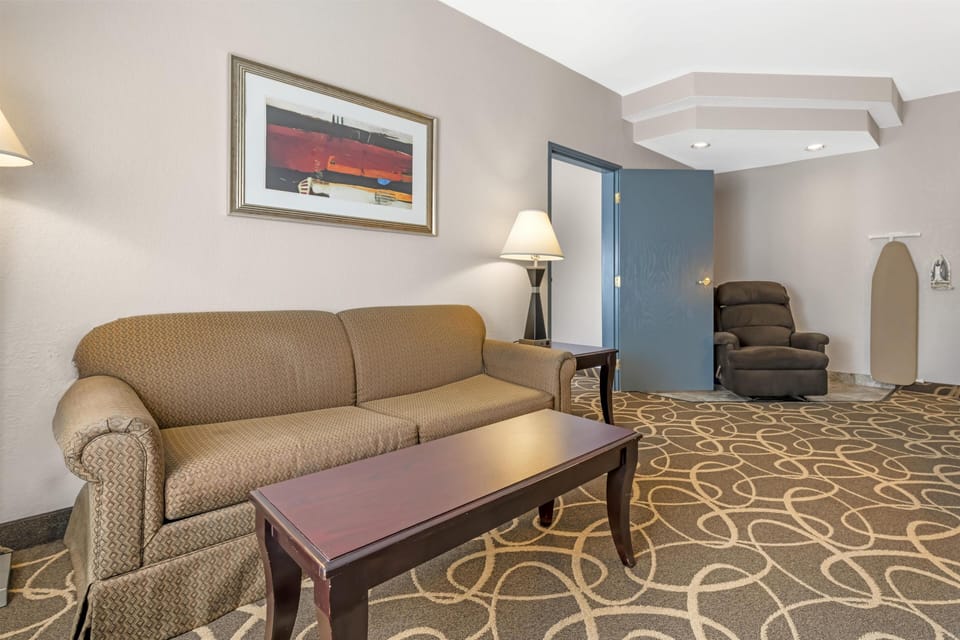 Best Western Plus Eau Claire Conference Center Hotel in Eau Claire