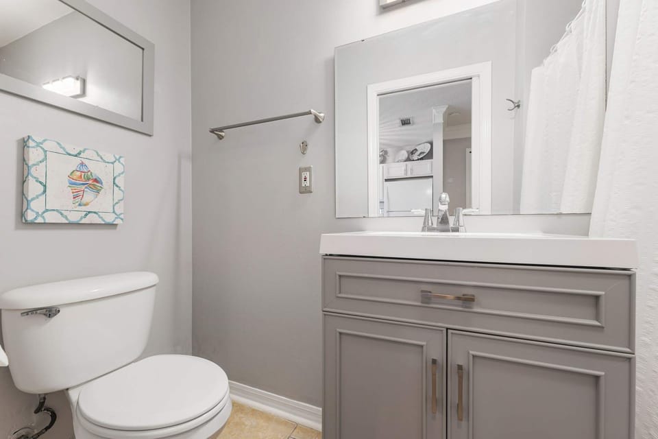 Seaside Haven: Stylish Condo, 3 Pools New Rental Apartment in Butler Beach