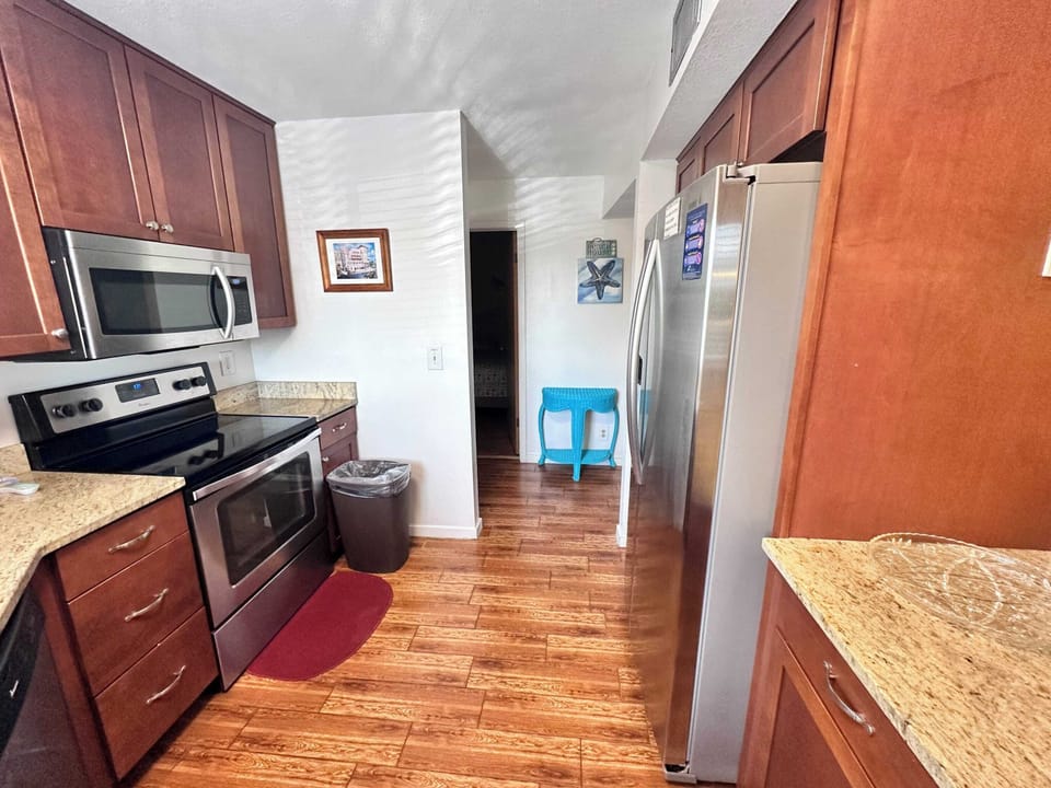 Condo, Multiple Beds, Hot Tub, Ocean View (Hibiscus C102) | Private kitchen | Coffee/tea maker
