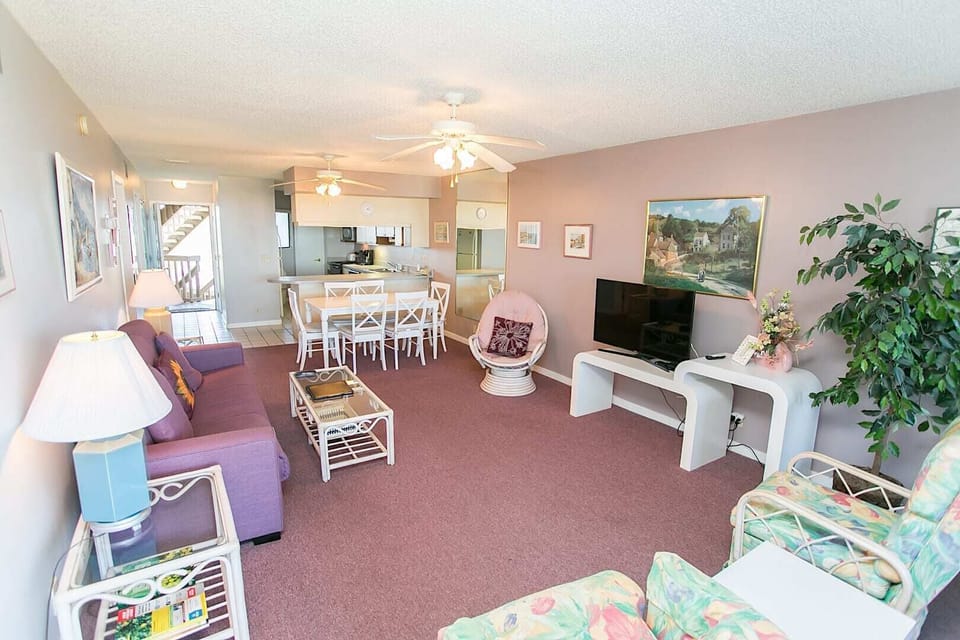 Condo, Multiple Beds, Hot Tub, Ocean View (Hibiscus B201) | Living area