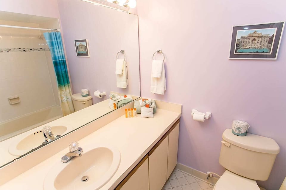 Oceanfront Luxury: 2BR Condo, St. Augustine Apartment in Butler Beach