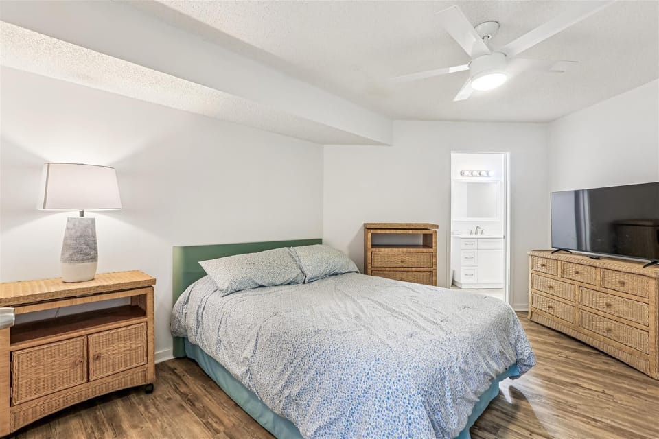 Condo, Multiple Beds, Hot Tub, Ocean View (Hibiscus H201) | 2 bedrooms, individually decorated, individually furnished