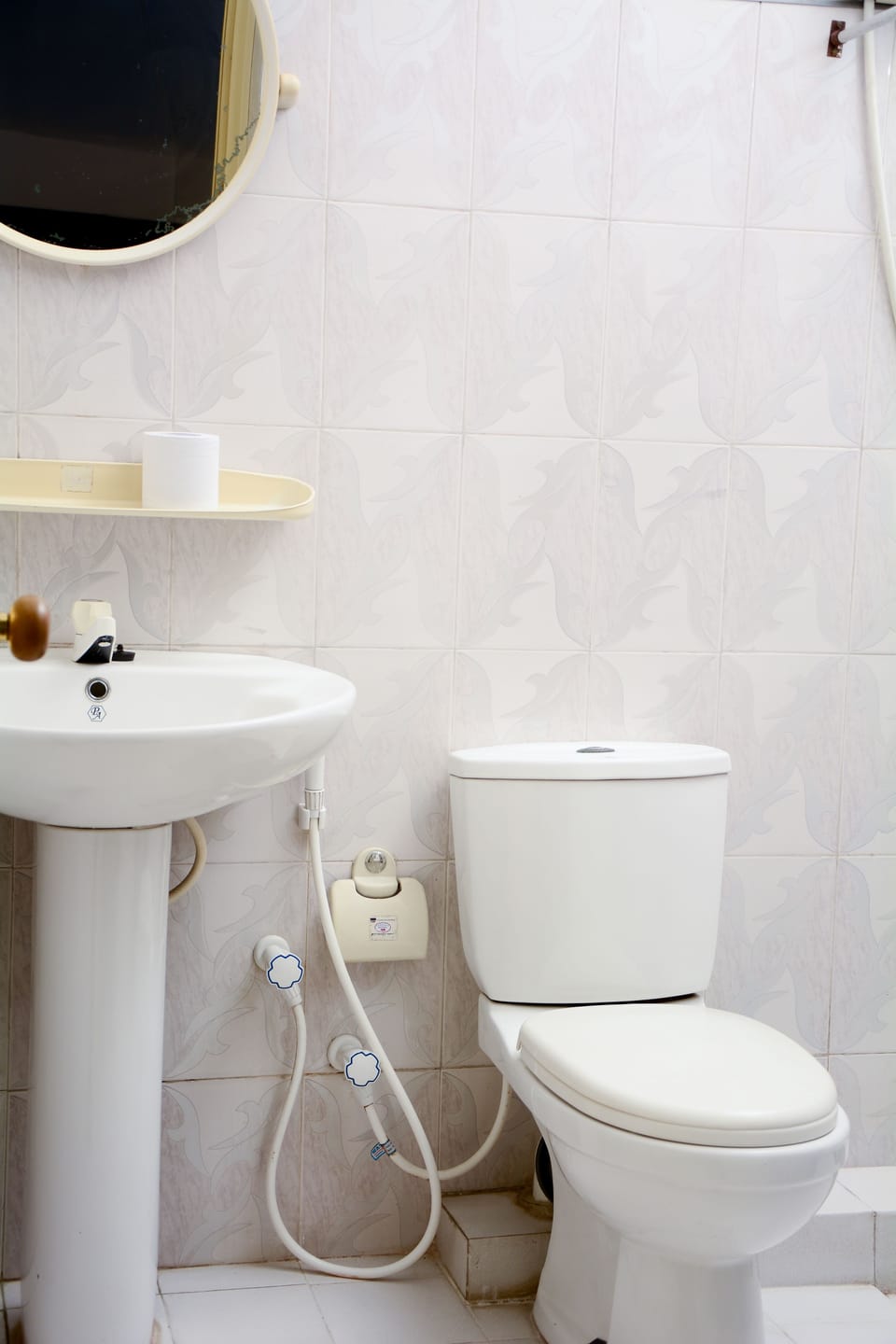 Standard Room (with AC) | Bathroom | Shower, bidet, towels