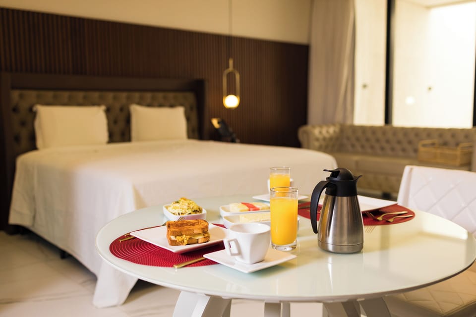 Free daily self-serve breakfast