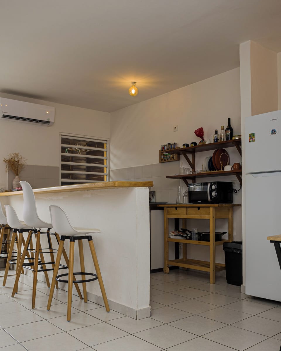 Comfort Studio, City View | Living area | Flat-screen TV