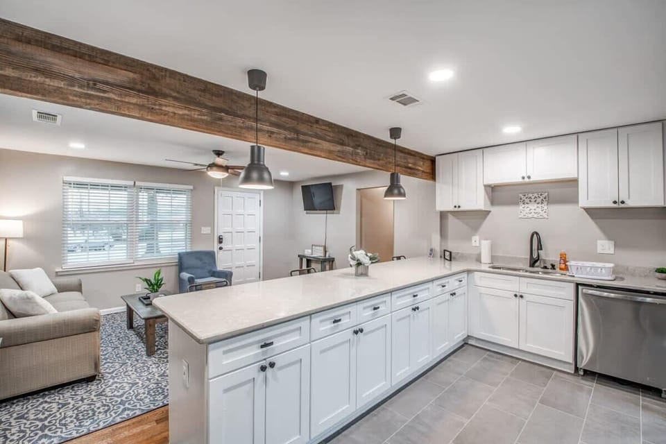 House, Multiple Beds, Patio, Garden View (Wellsville Rd) | Private kitchen | Coffee/tea maker