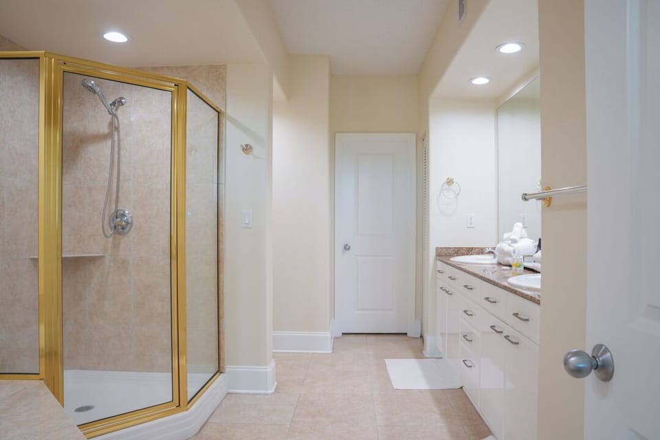 Caribe Resort B312 Master Bath