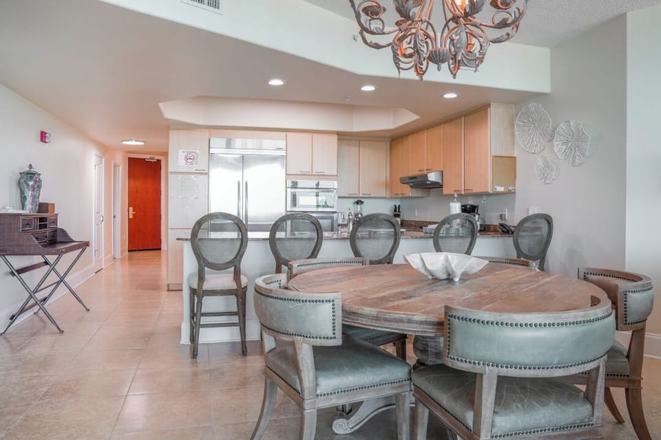 Caribe Resort B312 Dining Room