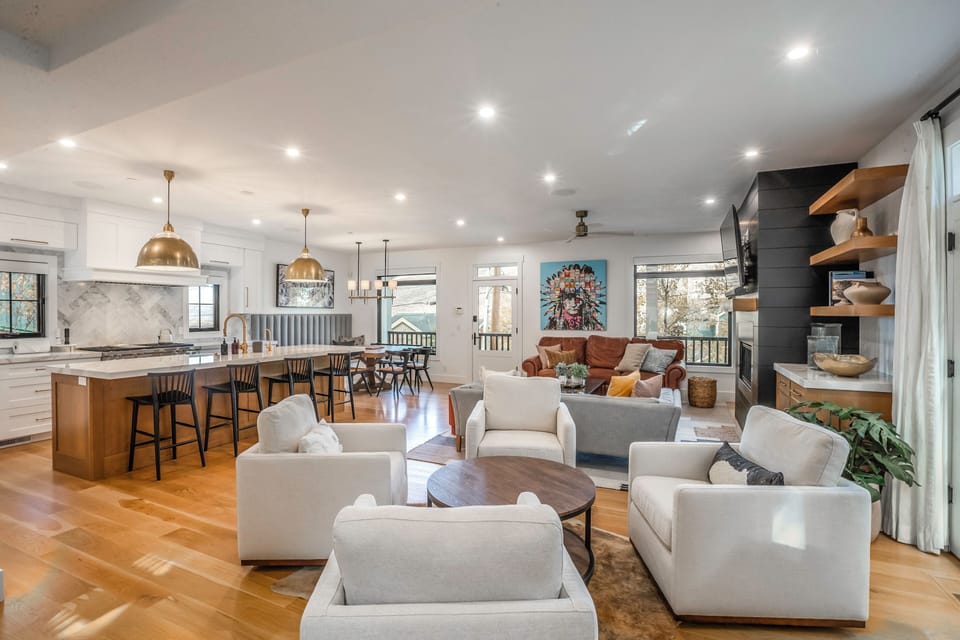 Open Layout Living Area, Brand New Designer Furnishings throughout the home