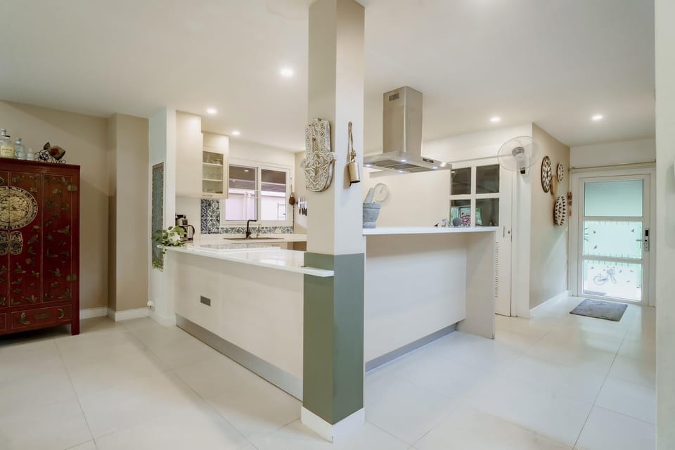 Koson, Elegant 3 Bedroom Villa (6462)