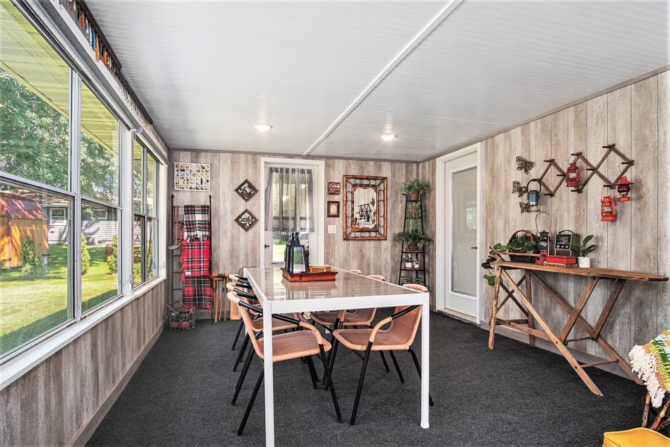 3 Seasons back porch with rocking chair