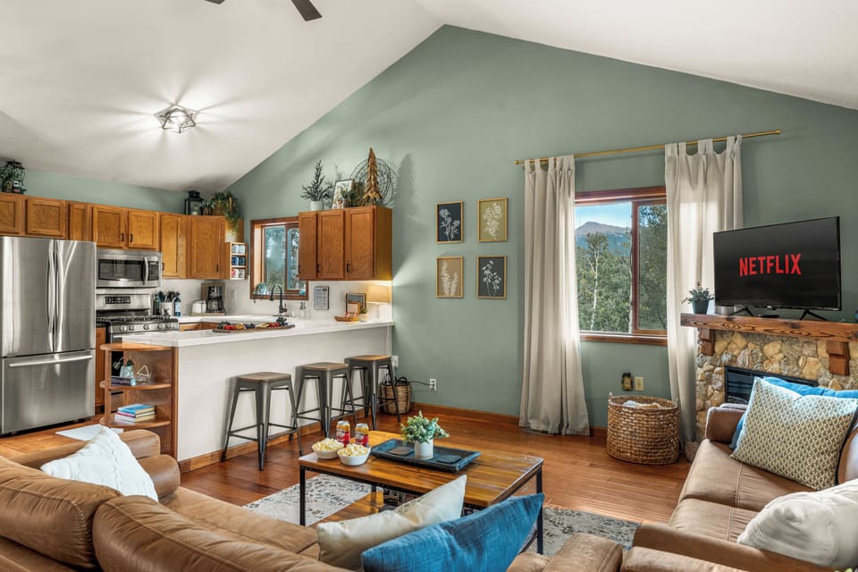 Kitchen bar with 3 stools—perfect for snacks, chats, or morning coffee. 