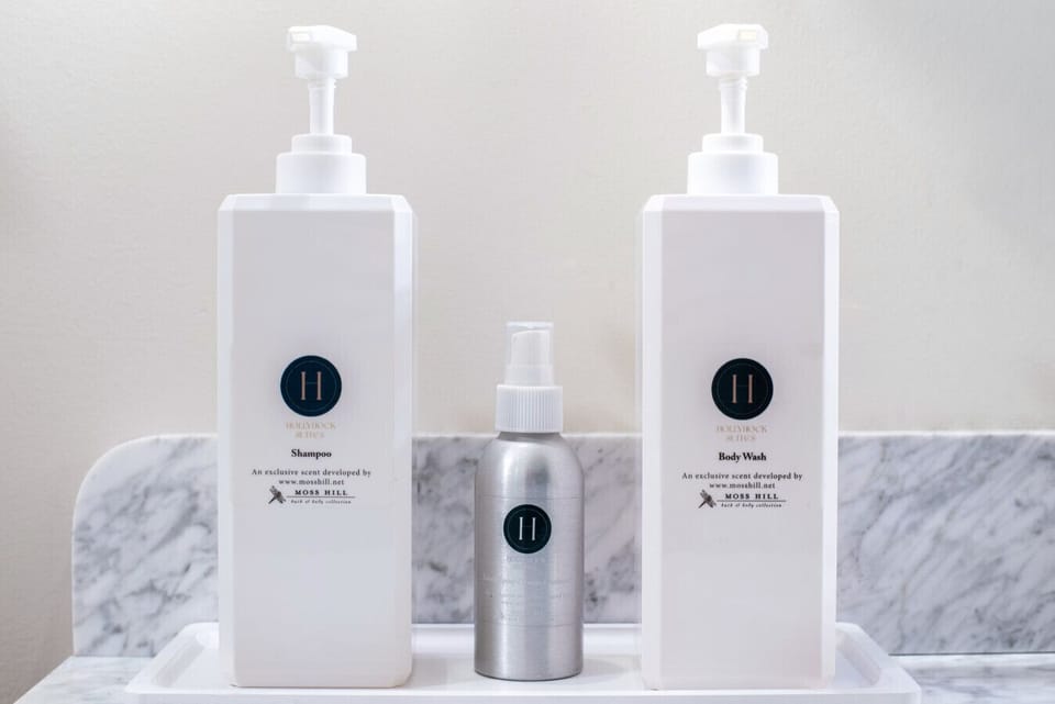 Bathroom amenities