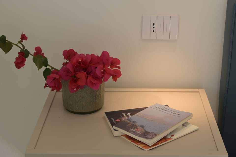 Minibar, in-room safe, desk, laptop workspace