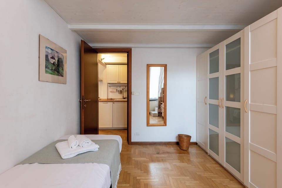 Standard Apartment, 2 Bedrooms, Microwave (Central Apartment Porta Soprana) | 2 bedrooms