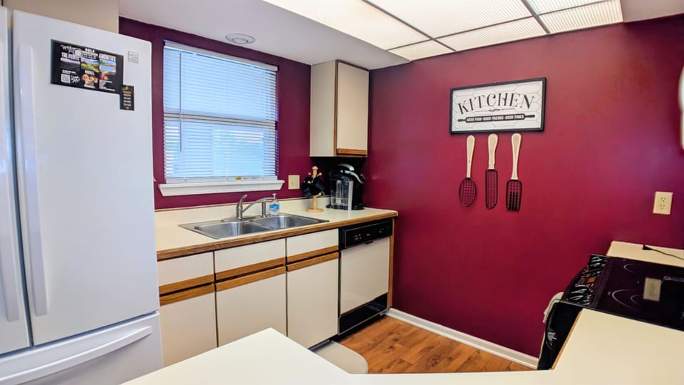 Fully equipped kitchen