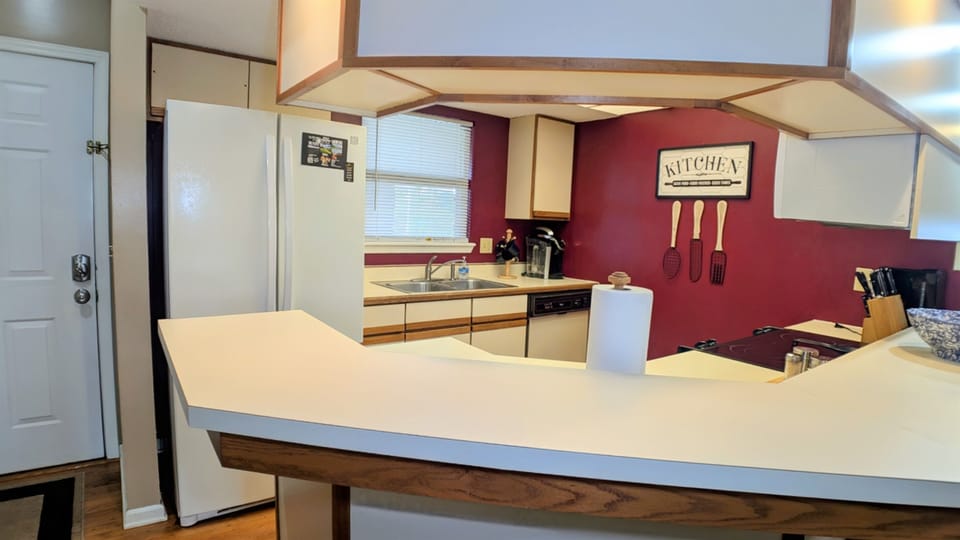 Fully equipped kitchen
