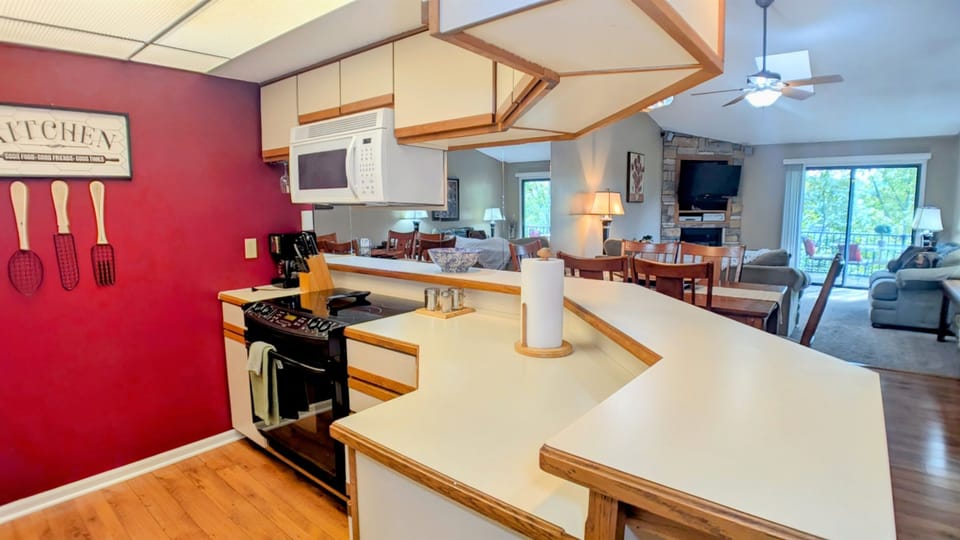 Fully equipped kitchen