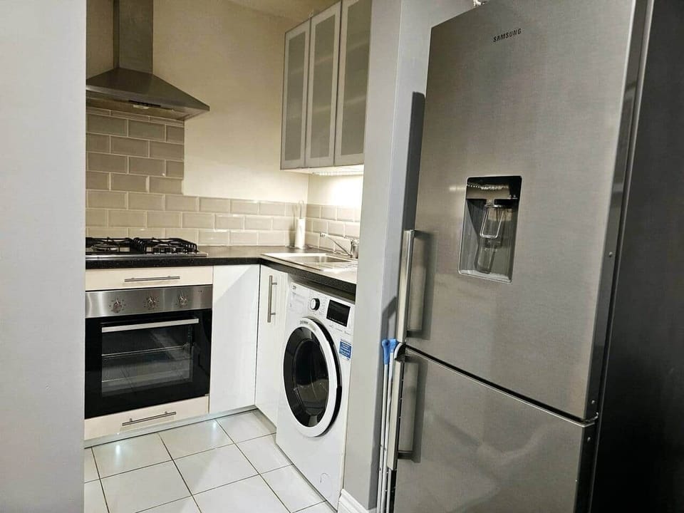 Cooker, hob, microwave, dishwasher, washing machine, toaster, kettle, fridge freezer with iced water