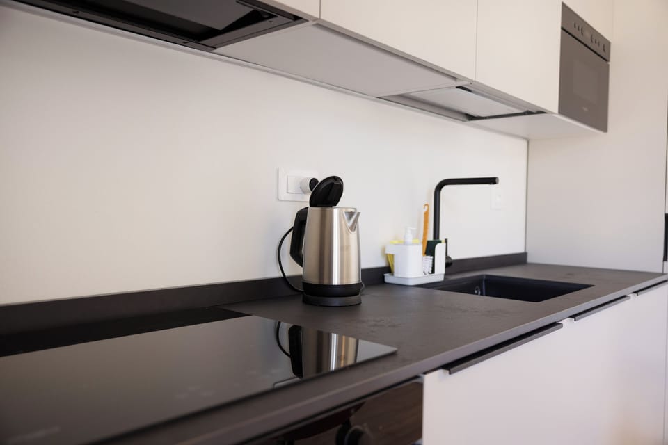 Comfort Apartment, Balcony | Private kitchen | Fridge, stovetop, cookware/dishes/utensils