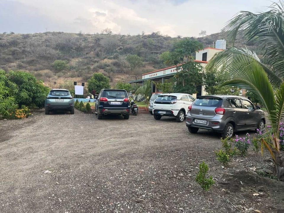 Free self parking