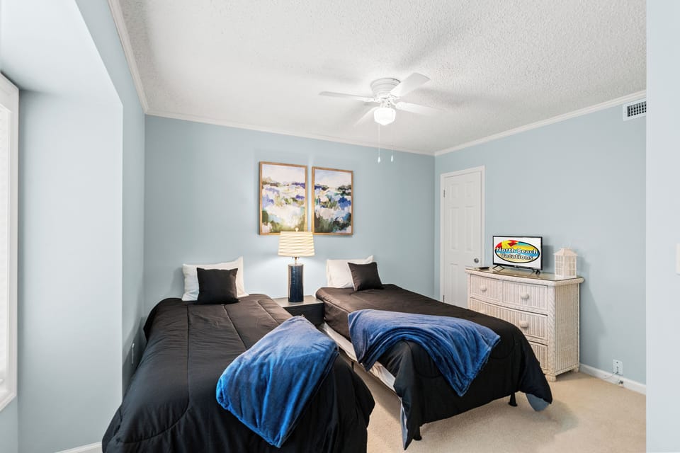 2nd Bedroom w/2 Twins